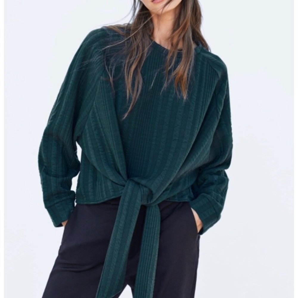 NWT Zara Sweater Green Front Tie Knot Small